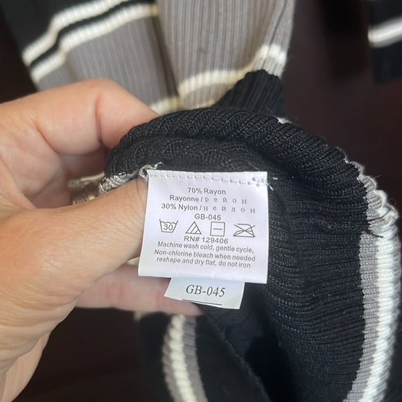 Venus Striped Knit Sweater Bodycon Dress Women’s Size S with Turtleneck - Picture 5 of 8